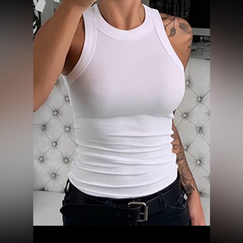 New white tank top